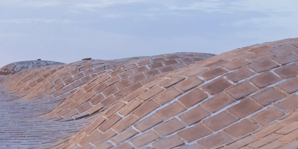 A Bronze House on Nightingale / SPF: architects