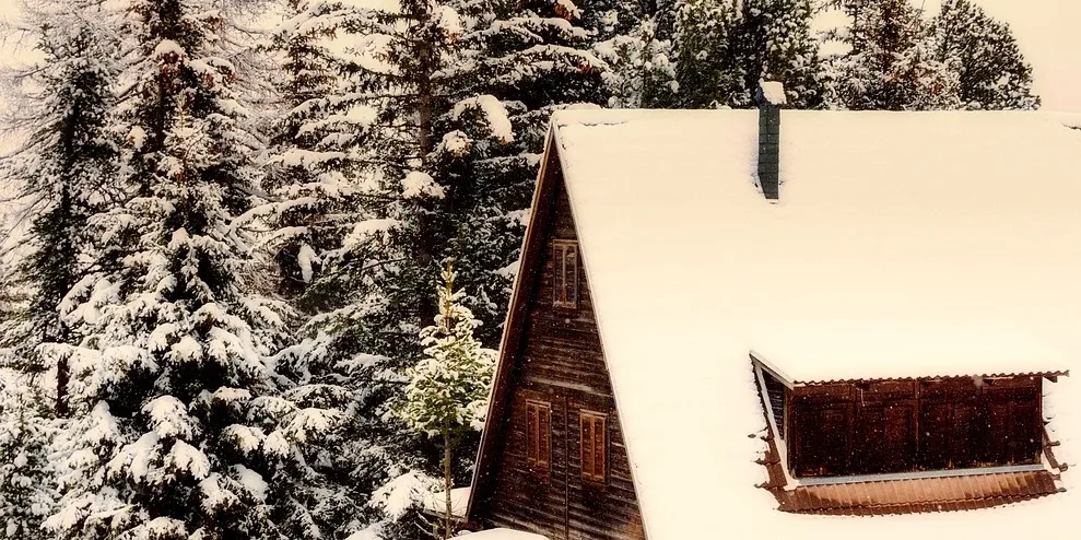 7 Homes For Sale in the Most Secluded Parts of the World