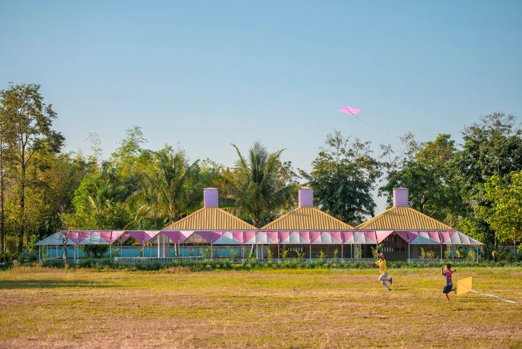 Bang Nong Saeng Kindergarten / Sarquella + Torres Arquitectes 1