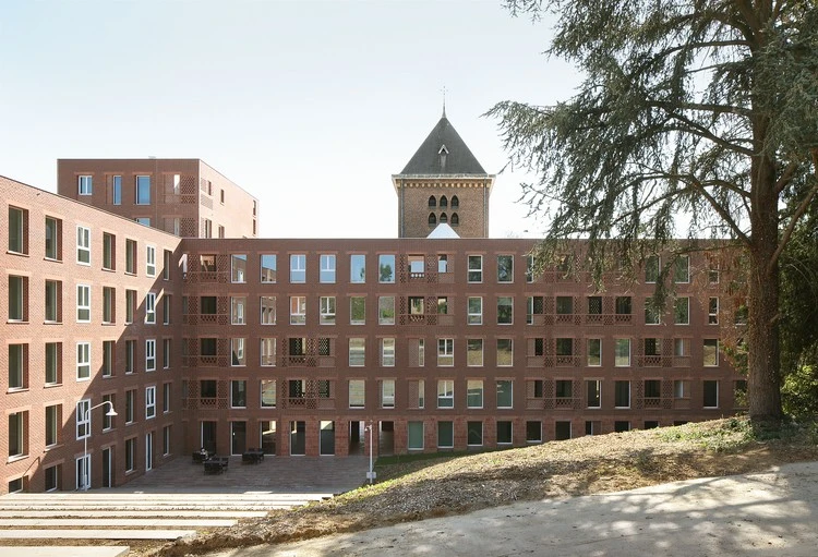 Wivina / architecten De Vylder Vinck Taillieu + jo taillieu architecten 1